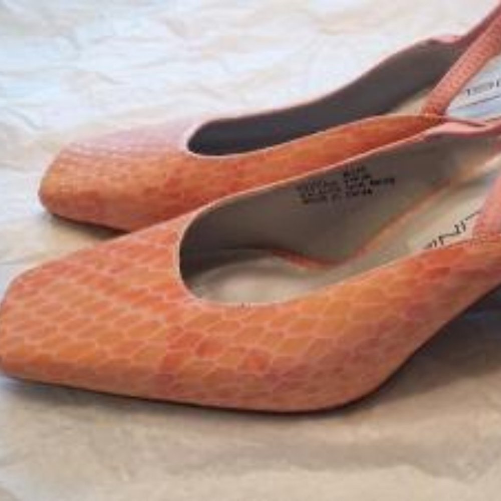 JUST REDUCED!!!! Bellini Pink Sling Backs - Picture 10 of 13